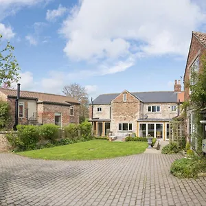  Holiday home Tanyard - Whixley, York, North Yorkshire United Kingdom